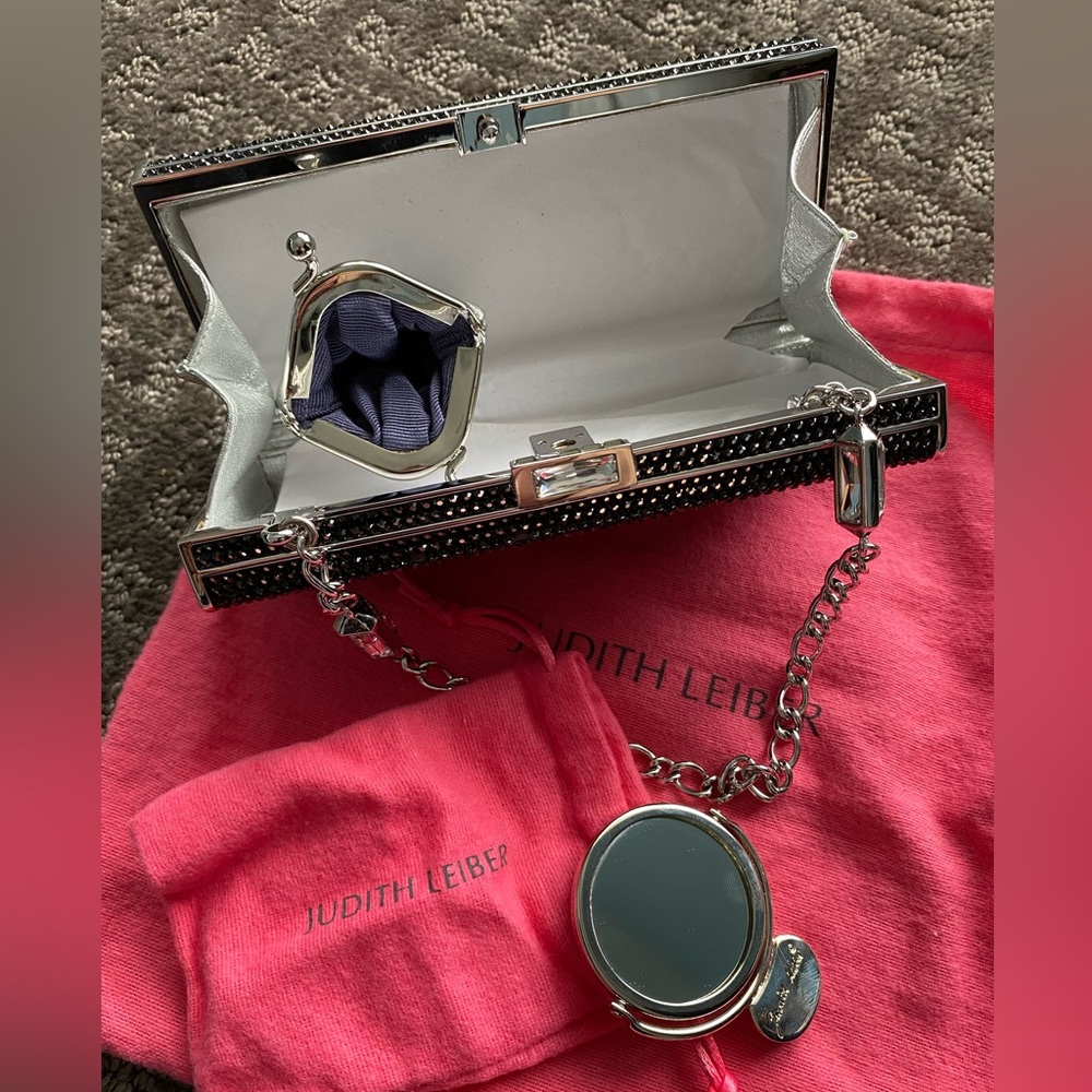 Judith Leiber Couture Rectangle Fully Beaded Clut… - image 5